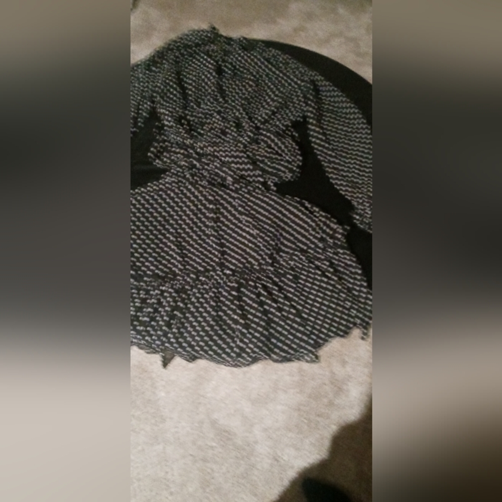 Black and White Polka Dot Dress - Picture 2 of 4